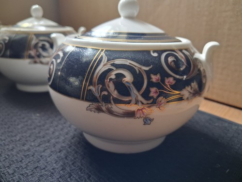 Wedgwood renaissance blue - wedgwood,