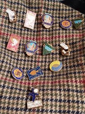 13 x Vintage Butlins Pin Badge Lot 40s 50s 60s Rare Holiday Brooches On A Cap 