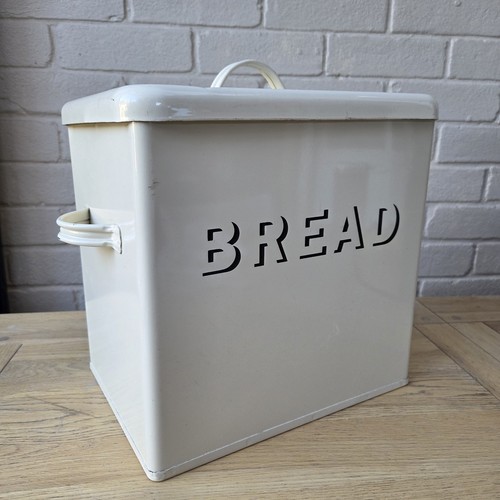 Vintage cream metal - cream, heavy