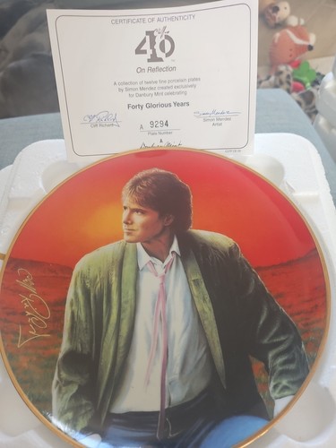 Cliff richard danbury mint - richard,