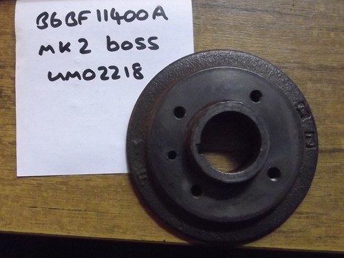 Crankshaft pulley boss genuine