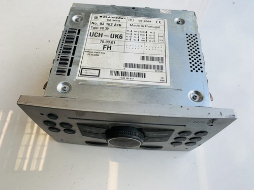 93182816 cassette radio - radio, car