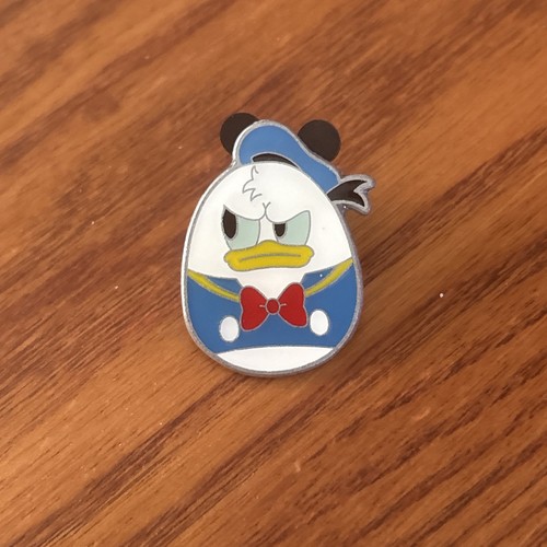 Donald duck easter - duck, pin