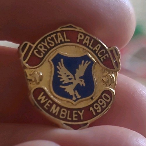 Crystal palace wembley 1990 - crystal,