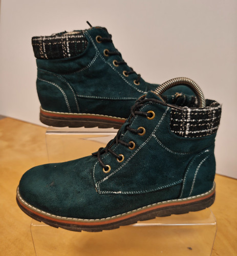 Lotus emerald green suede