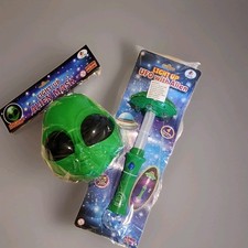 Light-Up Flip Alien Mask And