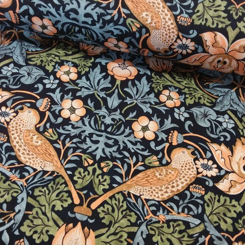 William morris strawberry - william,