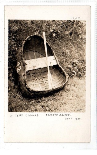 Teifi coracle cenarth - teifi, coracle,