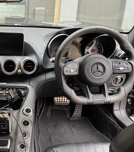 Mercedes amg matte carbon - mercedes,