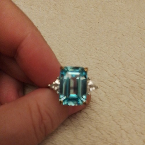 Natural emerald cut aquamarine - emerald,