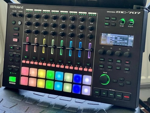 Roland 707 groovebox drum - roland,