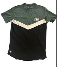 Vintage Bee Inspired Men’s T-Shirt – Black with Green & White Chevron – Size M