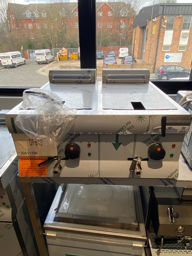Electric fryer twin tank - , table