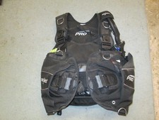 scuba diving equipment pre