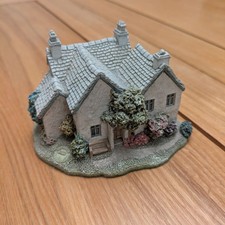 Lilliput Lane "Dove Cottage"