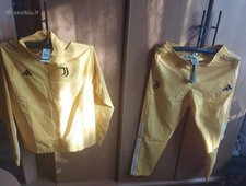 Juventus yellow training