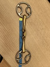 Neue Schule Tranz Angled