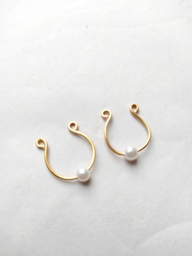 Non piercing nipple rings fake - non,