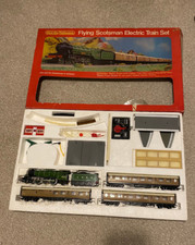 HORNBY R549 LNER FLYING SCOTSMAN SET - WORKING BUT NOT COMPLETE