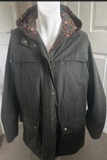 Women’s Barbour Liberty Hooded Dark Green Wax Jacket in Size UK 18