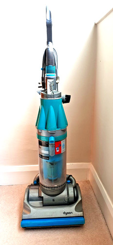 Dyson dc07 vacuum cleaner - dyson,