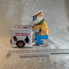 MASUDAYA 1950's Style Tin