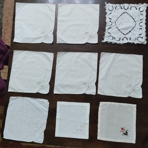 Set vintage embroidered - of, 9