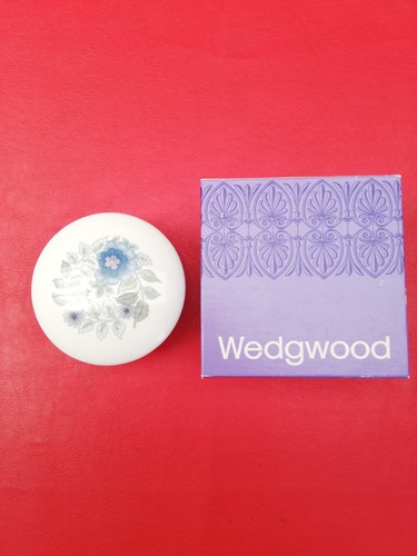 Wedgwood english bone - bone, china