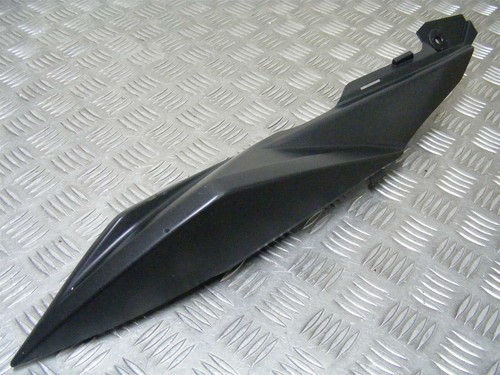 Gsxs750 panel right rear - right, tail