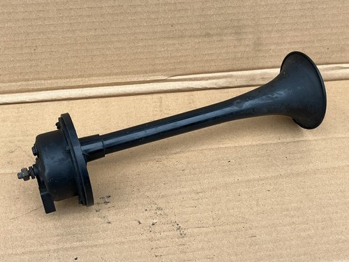 Porsche 964 air horn - porsche,