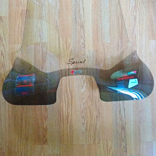 Vespa sprint windshield - sprint,
