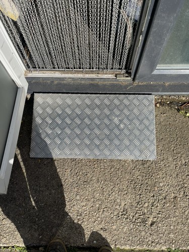 10cm height kerb ramp - height,