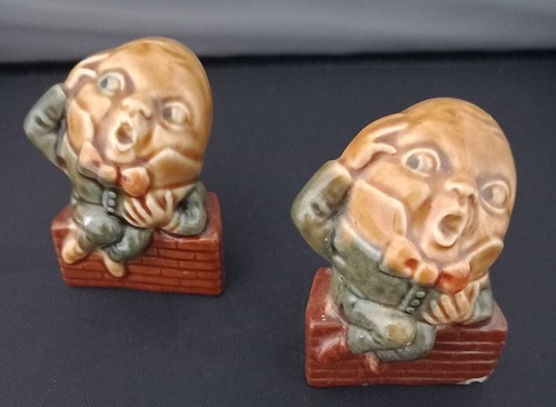 Pair vintage porcelain wade - pair,