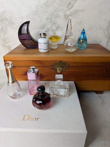 Miniature glass perfume bottle - glass,
