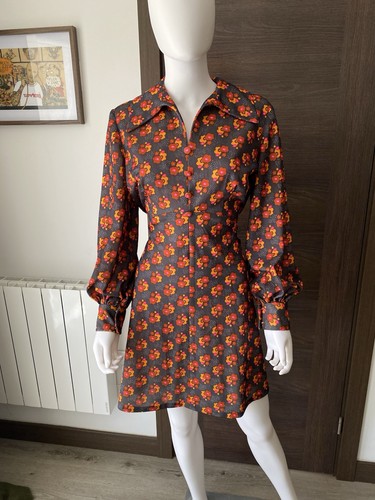 Vintage 1970s floral - vintage, collared