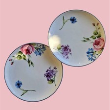 Wedgwood Floral Patterned ×2 Small Footed Comport Cake & Small Sweet Stands Set