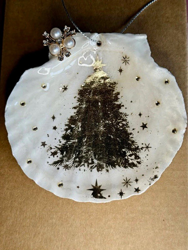 Christmas scallop shell - scallop,