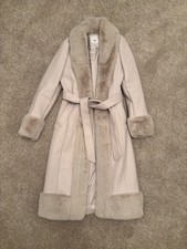 Women’s River Island Faux Fur Coat Size 10 - Beige