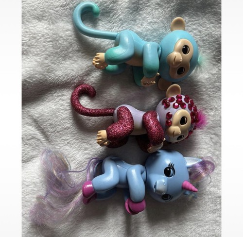 Fingerlings monkey - fingerlings,,