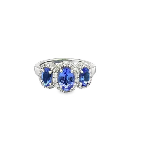 Beautiful 9ct white - beautiful,
