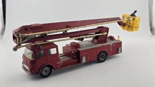 Corgi major bedford fire - corgi,