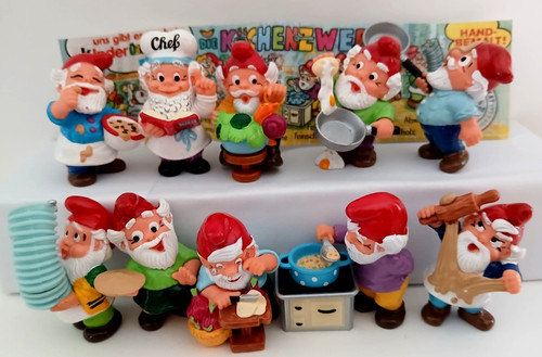 Kinder dwarves the kitchen - dwarves, in