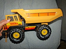 Tonka heay metal Yellow Dump Truck Xmb-975