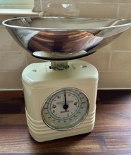 Retro Typhoon Cream Kitchen