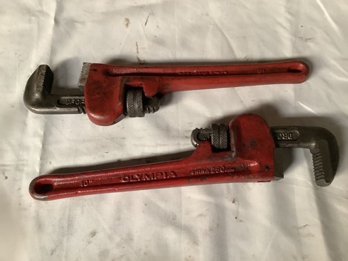 Pipe wrench good used - 10”,