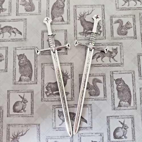 Pretend model swords - pretend,