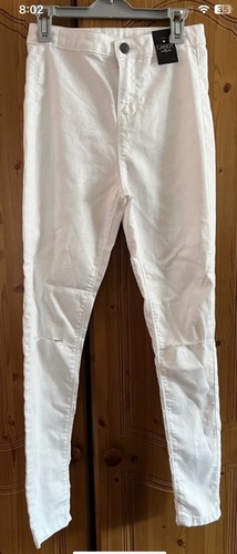 Girls ripped white - (knees),