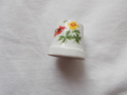 Thimble hand painted condition - hand,