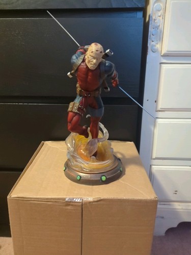 Marvel select diamond - marvel,