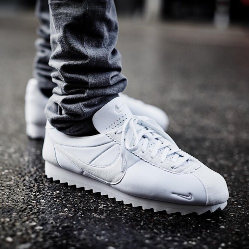 Nike classic cortez shark - nike, low
